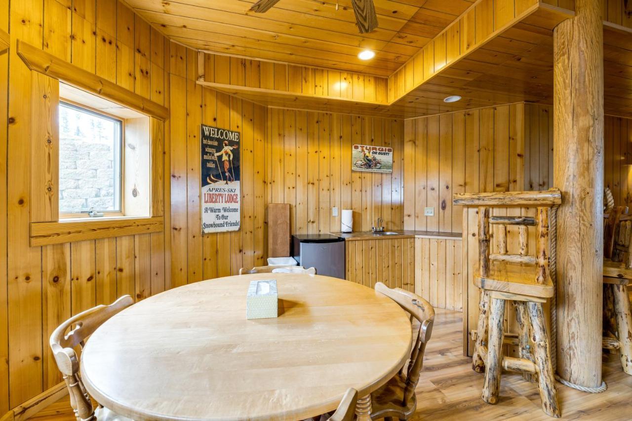 Liberty Lodge At Terry Peak Lead Eksteriør bilde
